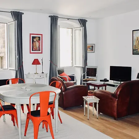 Apartment Le Confidentiel By Cocoonr
